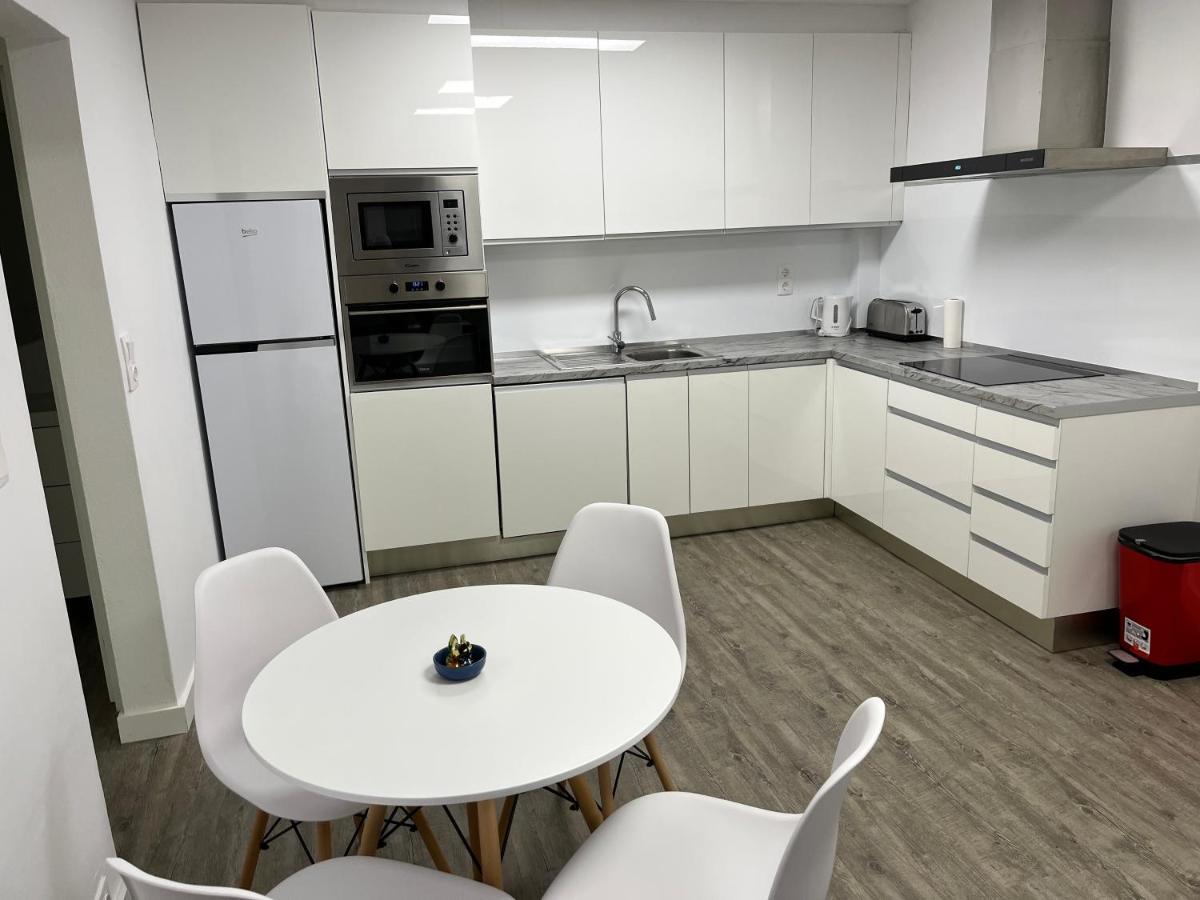Apartamento En La Playa. Free Parking. Free Wifi L' Escala 외부 사진